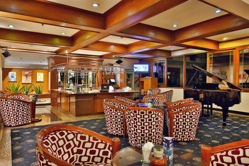 The Jayakarta Suites Bandung Kültér fotó