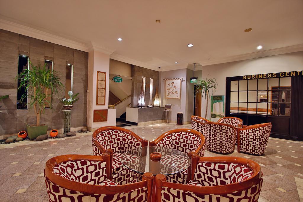 The Jayakarta Suites Bandung Kültér fotó