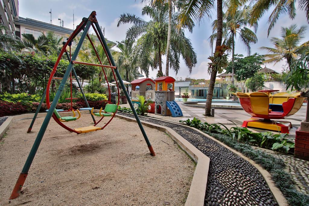 The Jayakarta Suites Bandung Kültér fotó