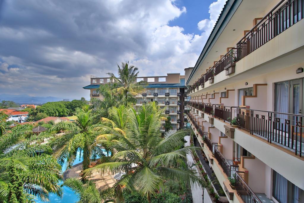 The Jayakarta Suites Bandung Kültér fotó